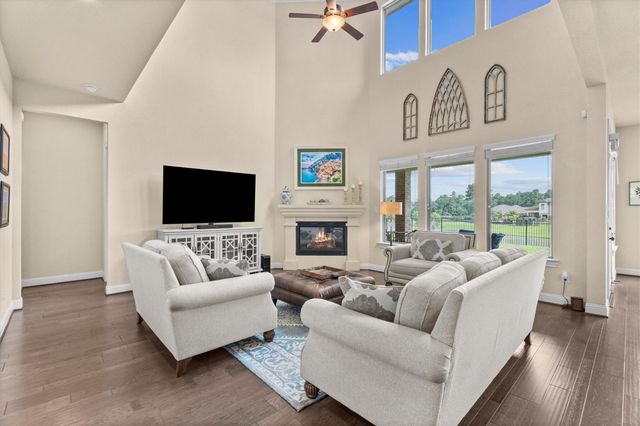 4906 Tres Lagos Drive, Spring, TX 77389