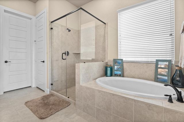 4906 Tres Lagos Drive, Spring, TX 77389
