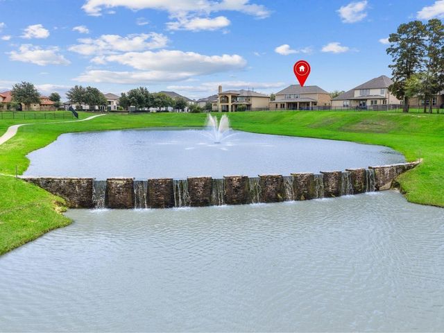 4906 Tres Lagos Drive, Spring, TX 77389