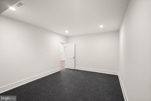 6013 WOODLAND TER, Mclean, VA 22101