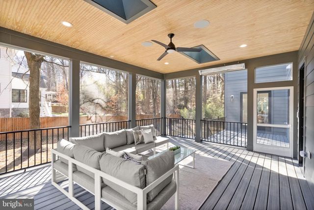 6013 WOODLAND TER, Mclean, VA 22101