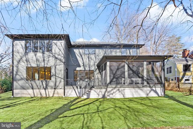 6013 WOODLAND TER, Mclean, VA 22101