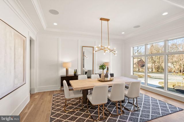 6013 WOODLAND TER, Mclean, VA 22101