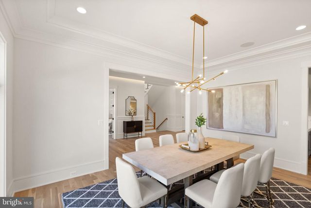 6013 WOODLAND TER, Mclean, VA 22101