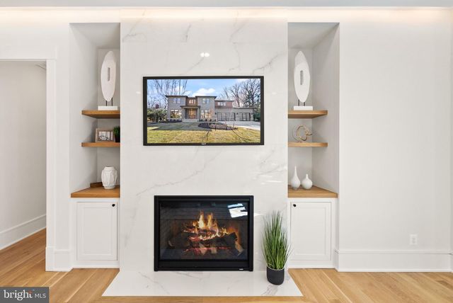 6013 WOODLAND TER, Mclean, VA 22101