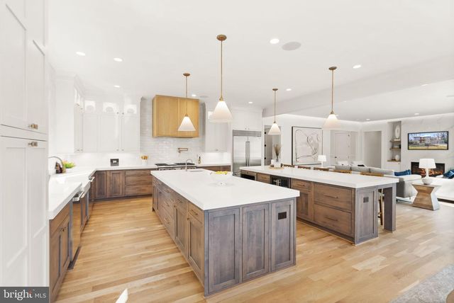 6013 WOODLAND TER, Mclean, VA 22101