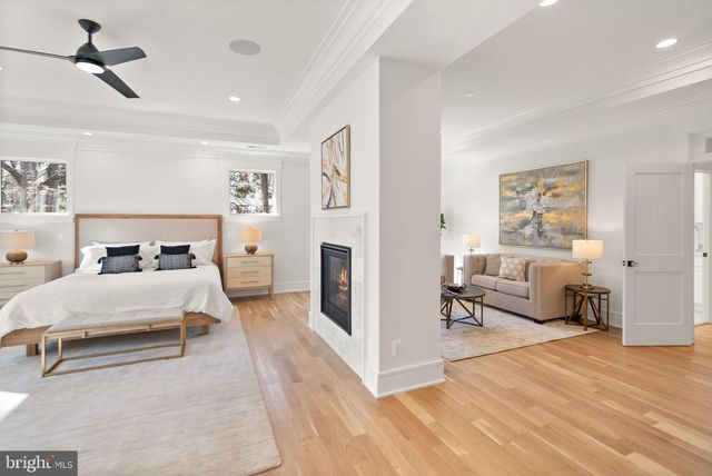 6013 WOODLAND TER, Mclean, VA 22101