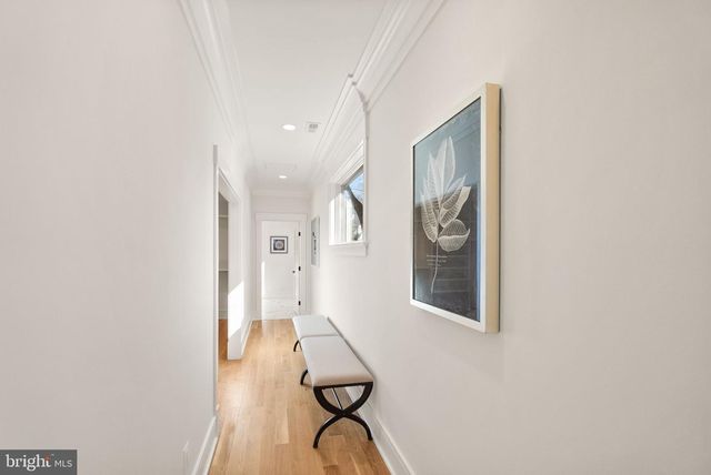 6013 WOODLAND TER, Mclean, VA 22101