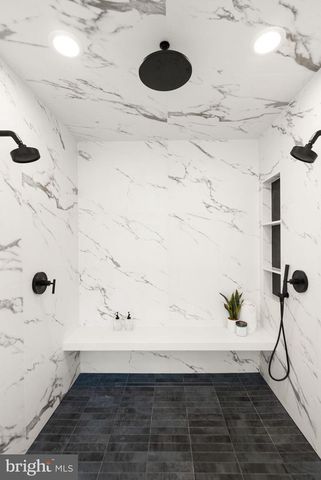 6013 WOODLAND TER, Mclean, VA 22101