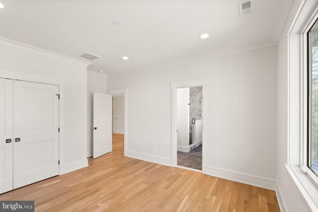 6013 WOODLAND TER, Mclean, VA 22101