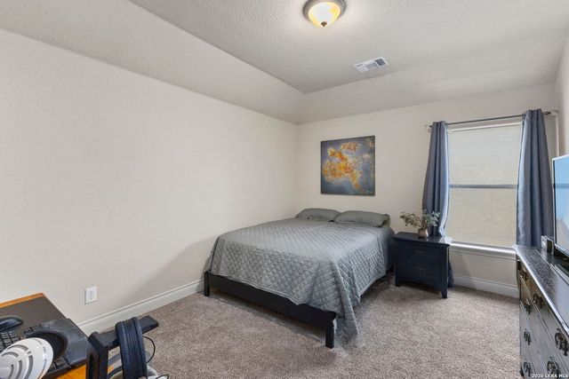 139 EVANS OAK LN, San Antonio, TX 78260