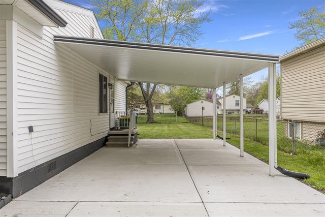 15746 Meadow Street, Romulus, MI 48174