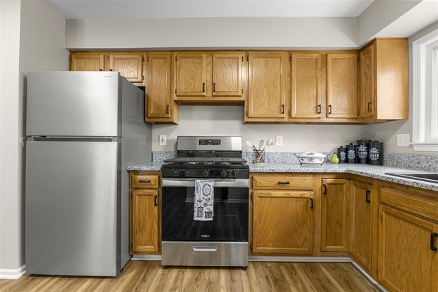 15746 Meadow Street, Romulus, MI 48174