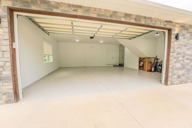 631 Buena Vista Parkway, Strafford, MO 65757