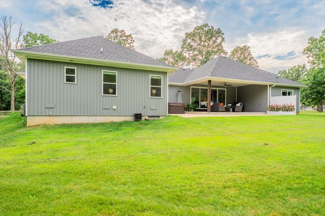 631 Buena Vista Parkway, Strafford, MO 65757