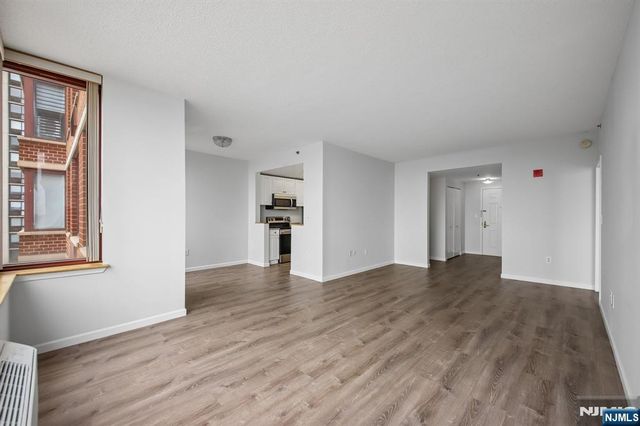 100 Old Palisade Road 2209, Fort Lee, NJ 07024