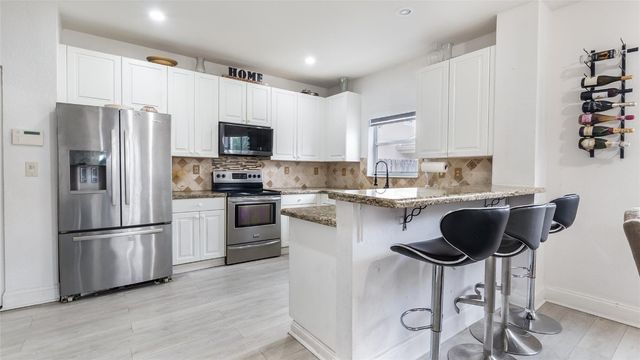 7479 NW 17th Drive, Pembroke Pines, FL 33024