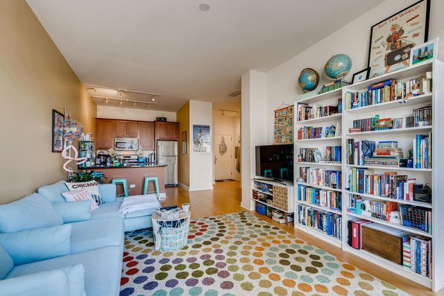 2025 S INDIANA Avenue 302, Chicago, IL 60616