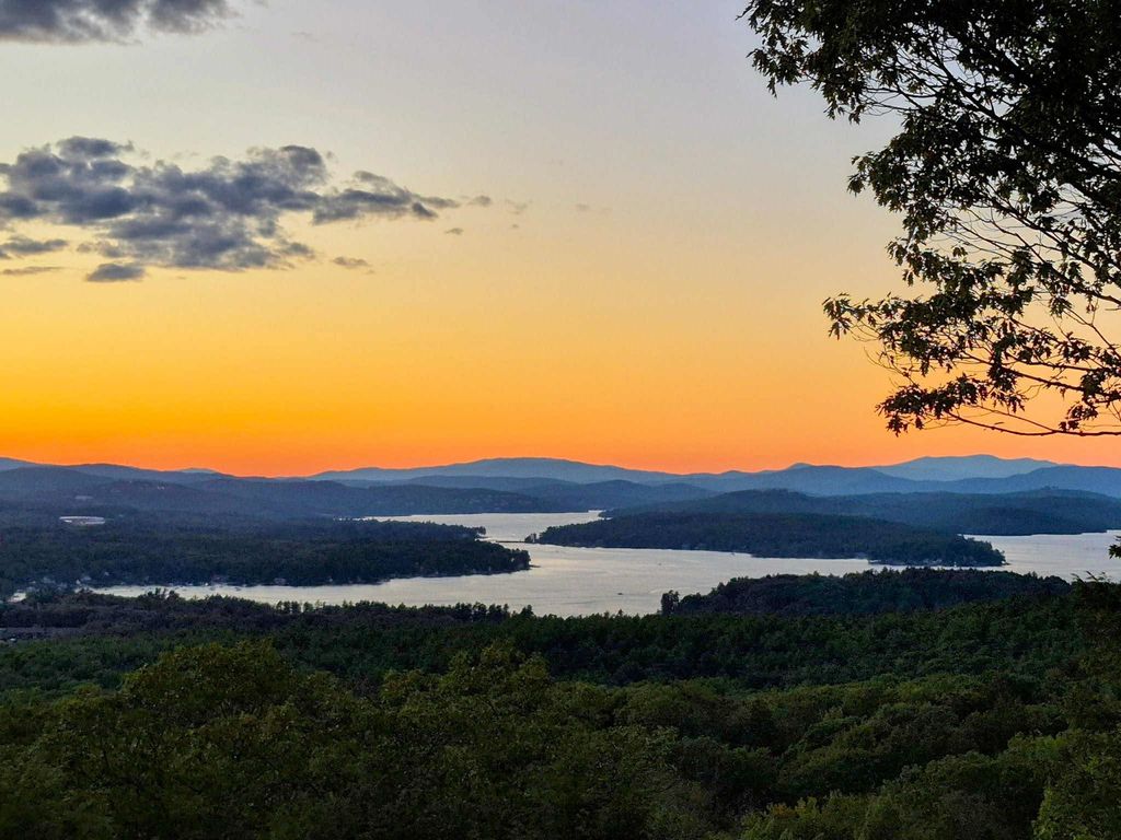 56 Foxglove Road, Gilford, NH 03249