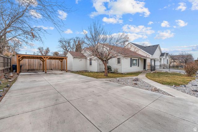1624 E MAPLE AVE, Millcreek, UT 84106