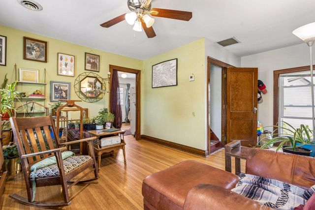 671 Spring Street NE, Minneapolis, MN 55413