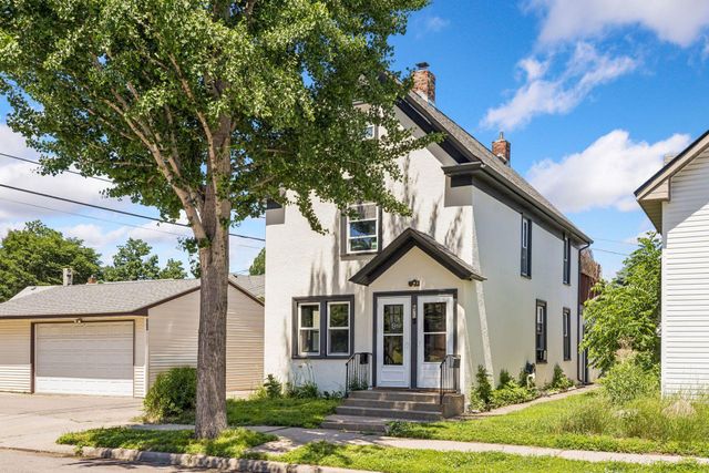 671 Spring Street NE, Minneapolis, MN 55413
