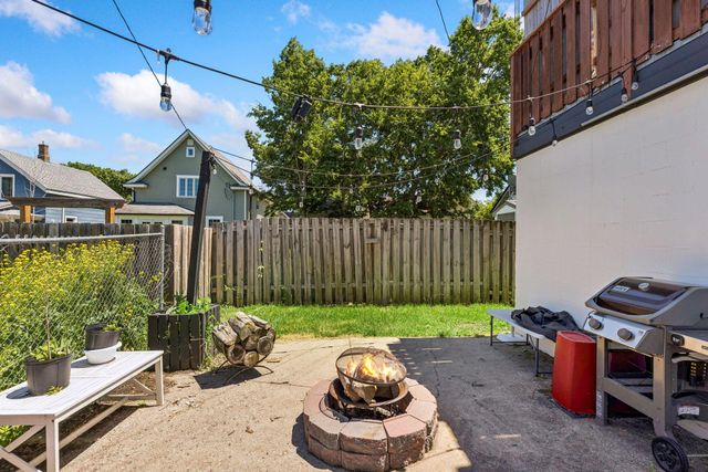 671 Spring Street NE, Minneapolis, MN 55413