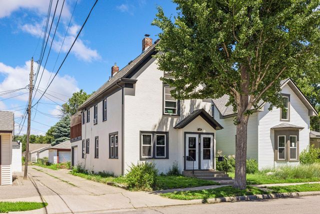 671 Spring Street NE, Minneapolis, MN 55413