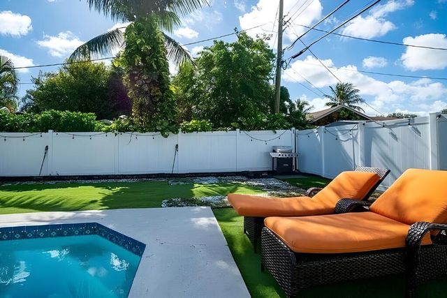 6941 Boston Drive, Atlantis, FL 33462