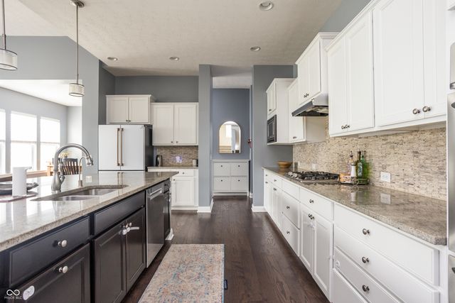 1587 Birdsong Drive, Westfield, IN 46074