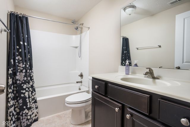 1587 Birdsong Drive, Westfield, IN 46074
