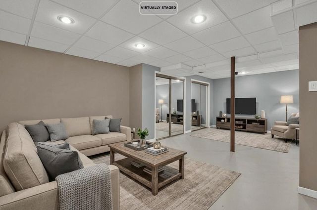 440 Rembrandt Dr, Old Hickory, TN 37138