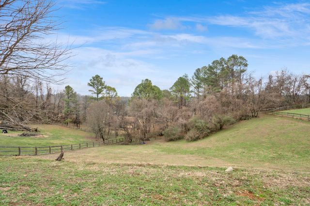 440 Rembrandt Dr, Old Hickory, TN 37138