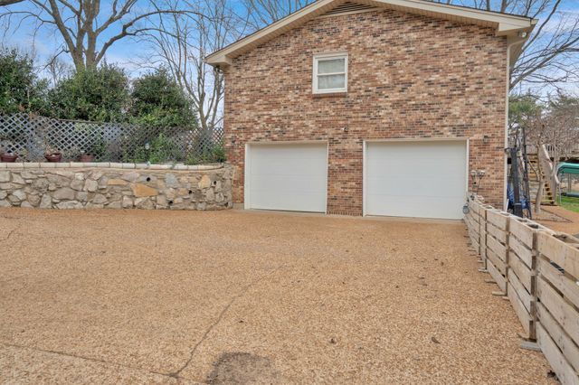 440 Rembrandt Dr, Old Hickory, TN 37138