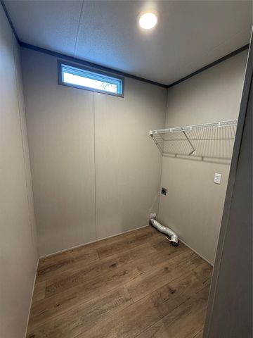 327 County Road 2296, Cleveland, TX 77327