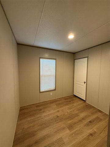 327 County Road 2296, Cleveland, TX 77327