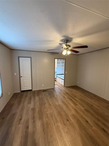 327 County Road 2296, Cleveland, TX 77327