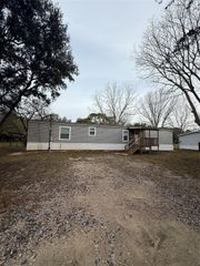 327 County Road 2296, Cleveland, TX 77327