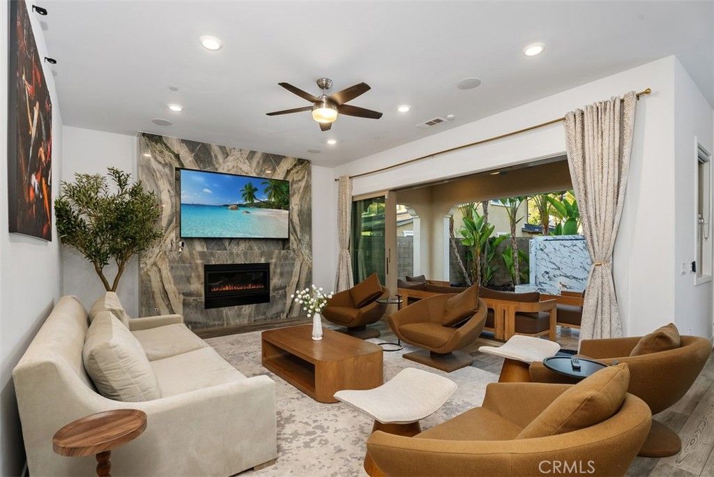 101 Score, Irvine, CA 92618 — photo 2