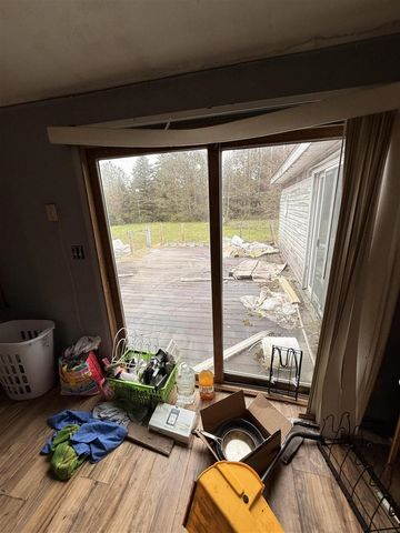 2526 N Victory Corner Road, Ludington, MI 49431
