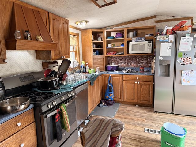 2526 N Victory Corner Road, Ludington, MI 49431