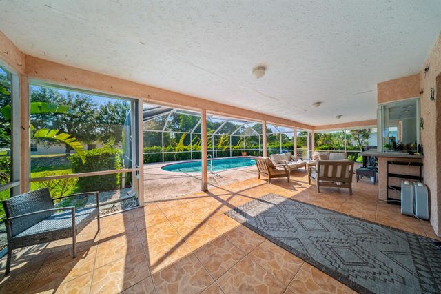 5910 NW Bayou Court, Port St Lucie, FL 34986