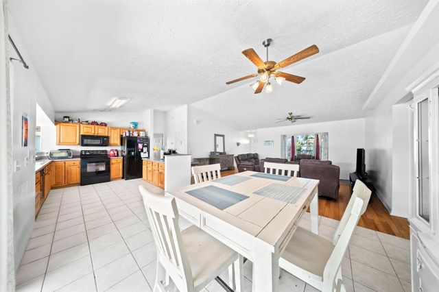 5910 NW Bayou Court, Port St Lucie, FL 34986