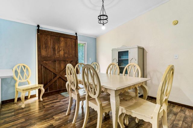 375 White Oak Cove, Onalaska, TX 77360