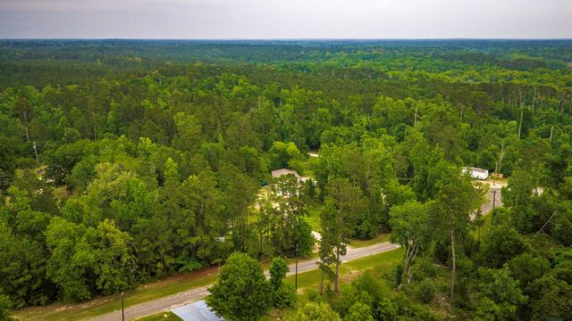 375 White Oak Cove, Onalaska, TX 77360