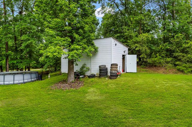 375 White Oak Cove, Onalaska, TX 77360