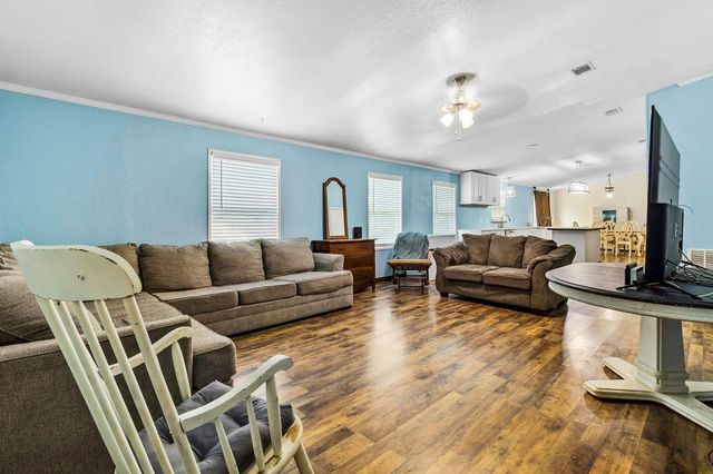 375 White Oak Cove, Onalaska, TX 77360
