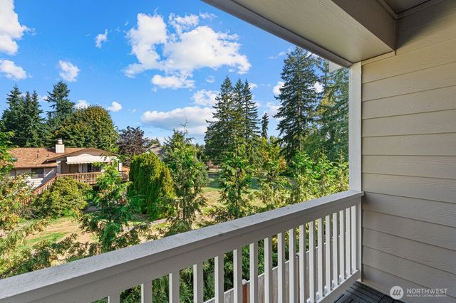 8643 35th Place NE, Marysville, WA 98270