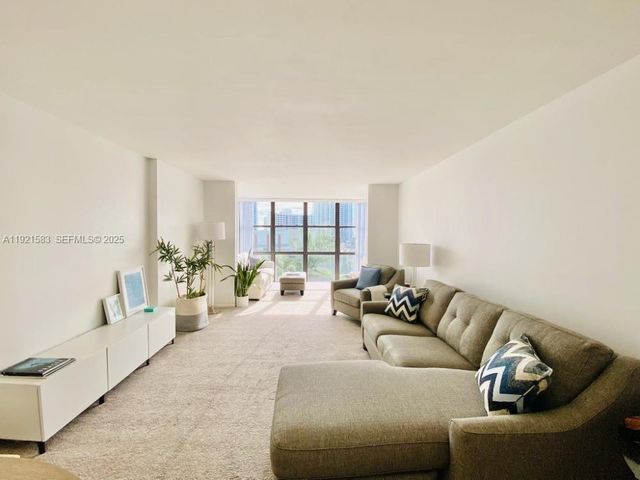 800 Parkview Drive 726, Hallandale Beach, FL 33009