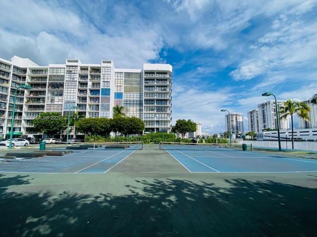 800 Parkview Drive 726, Hallandale Beach, FL 33009